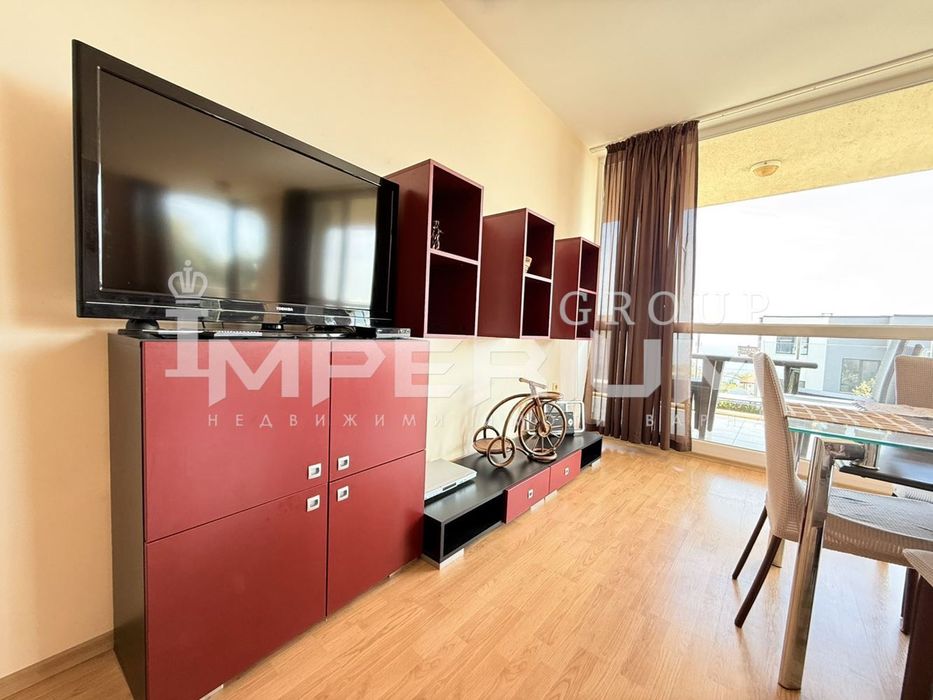 Дава се под наем Тристаен апартамент в Варна, Галата - 120 кв.м за 850 € - Снимка #4