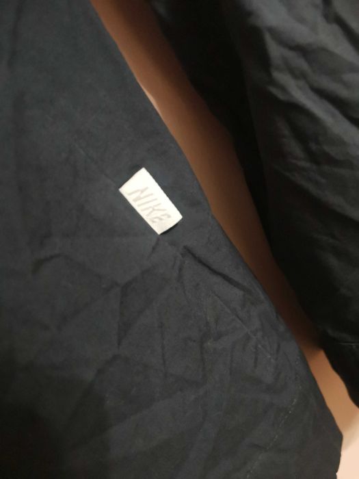 NIKE SPORTSWEAR Style Essential Shirt.