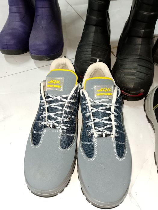 Стройтельный аяқ-киім