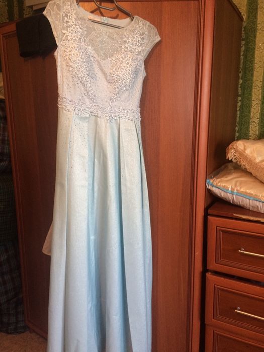 Продам вечернее платье