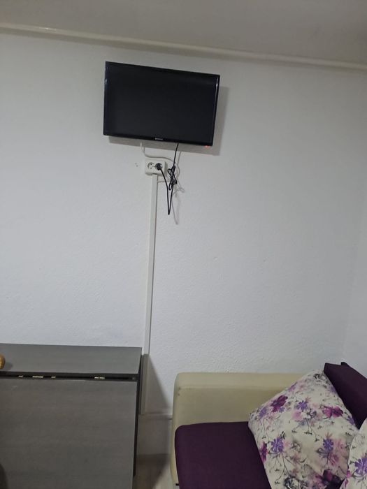 Vând urgent garsoniera Bals zona Turnuri