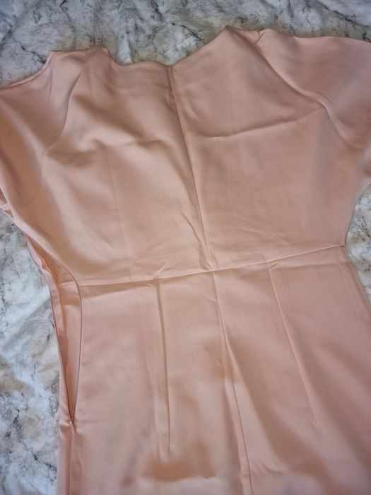 Рокли-дълга,спортна и официална!