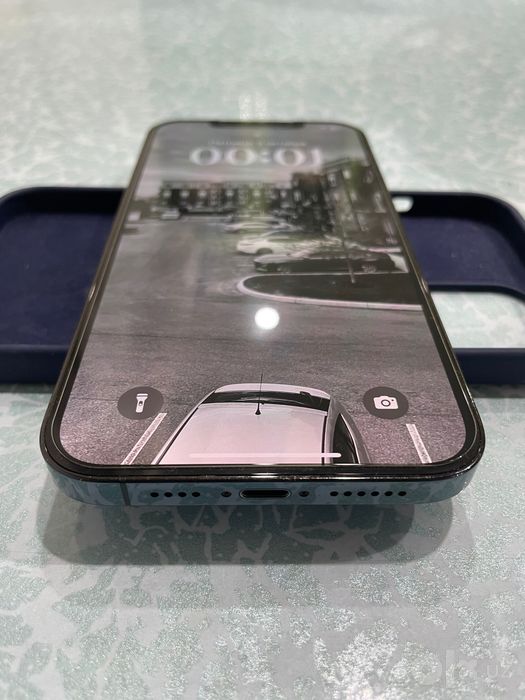 iPhone 12 Pro Max с гарантии