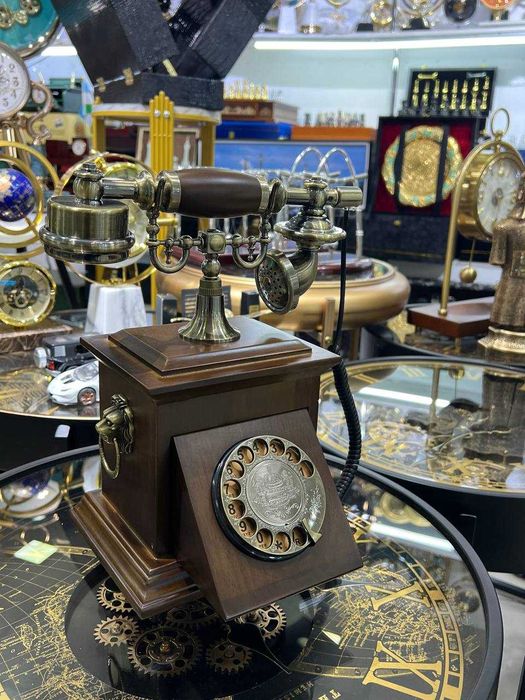 Сувенир Ретро антикварный телефон — идеален для декора и подарка