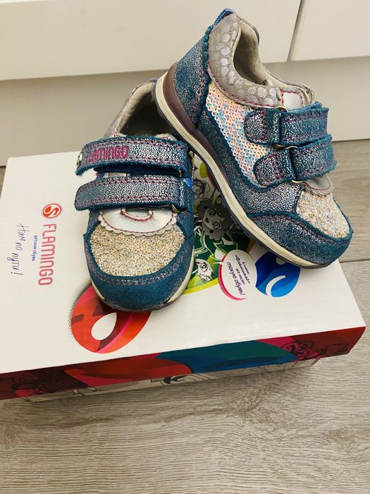 Кроссовки 22 размер