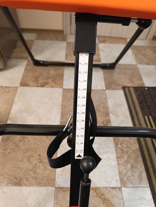 Инверсна лежанка Techfit Pro, Черен/Оранжев