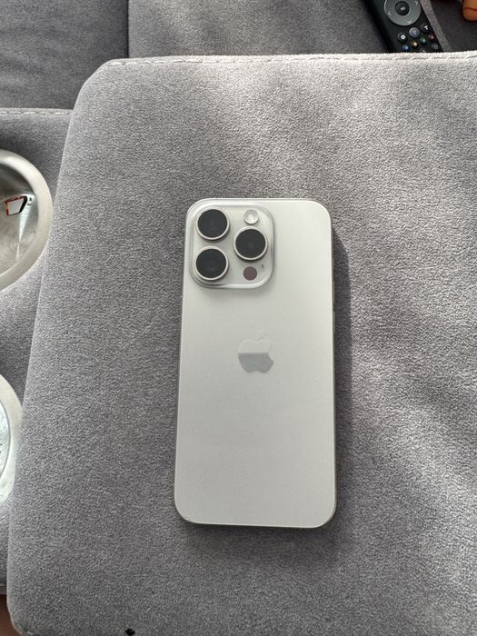 vand iPhone 15 pro 128gb 86% sanatate baterie