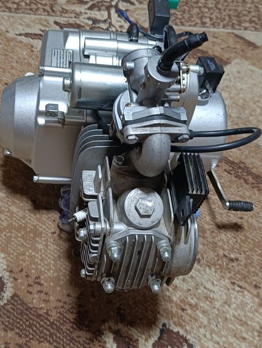 Продам двигатель 125 кубов