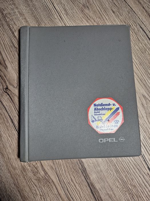 Папка -   для Сервисная книжка Opel