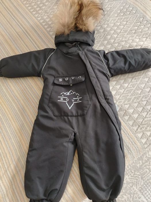 Зимний комбинезон для малыша.