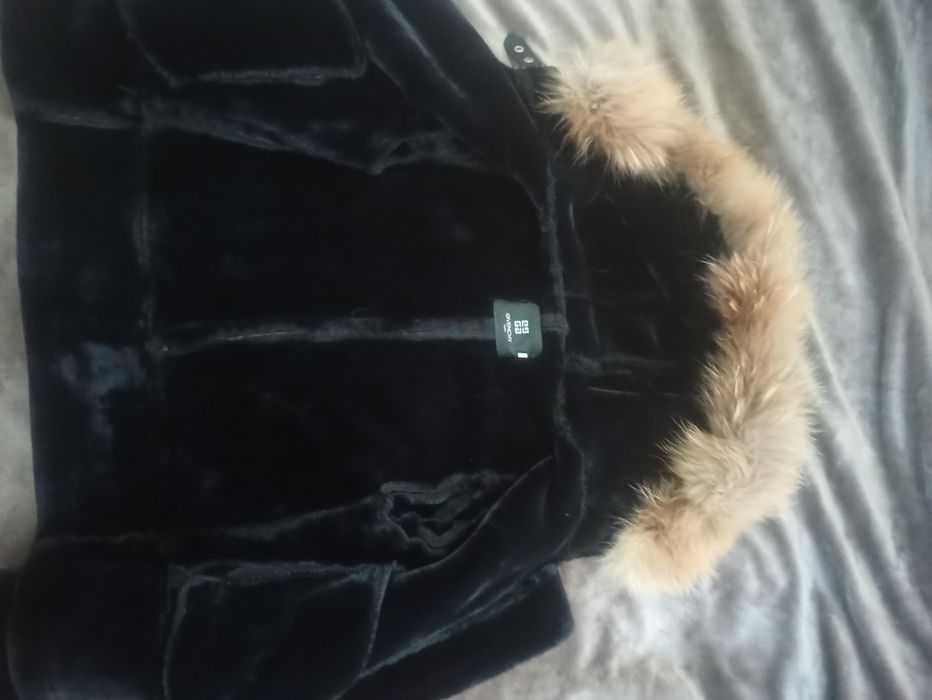 Куртка кожаная женская!