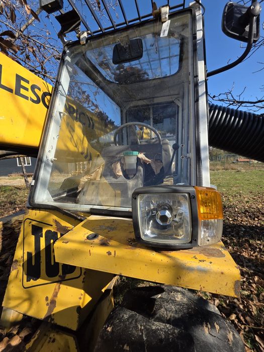 Vând încărcător telescopic JCB