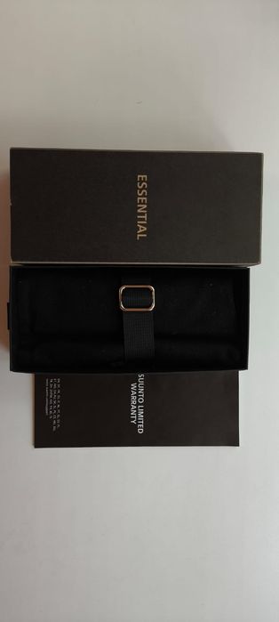 Часы Suunto Essential Stone (Финляндия)