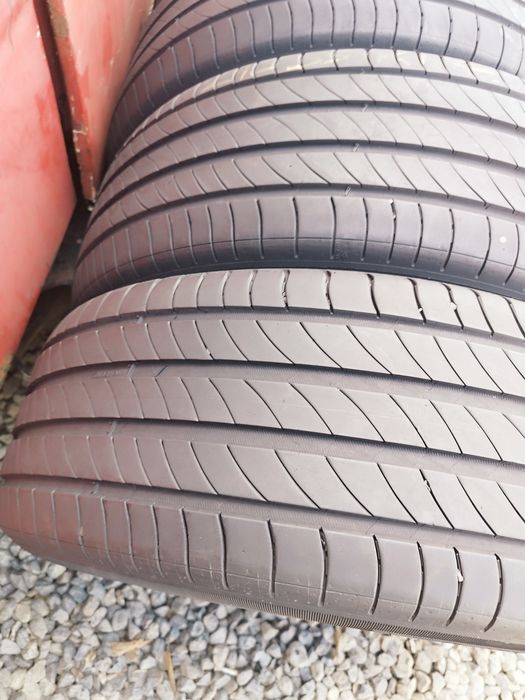 4 броя 215-55-17 Michelin Primacy 4