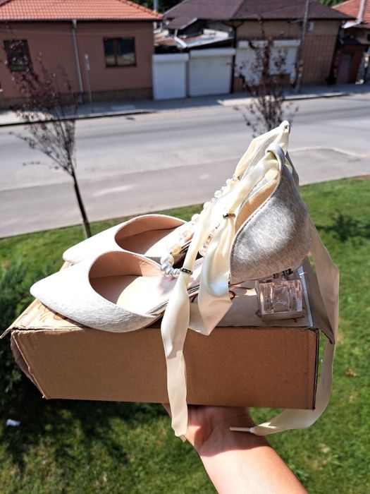 + Уникална булчинска рокля - подходяща от XS до M