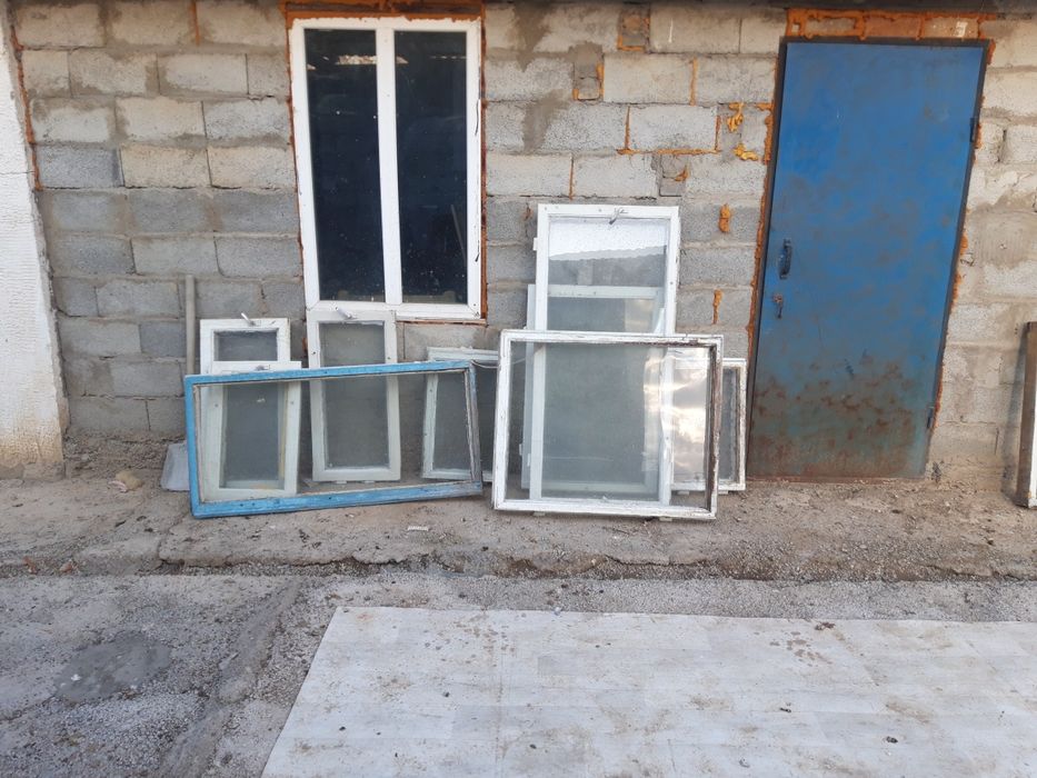Продам стекло разных размеров