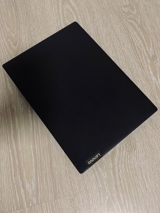 Ноутбук Lenovo V14-ADA / Full HD / SSD 128GB / Идеальное состояние