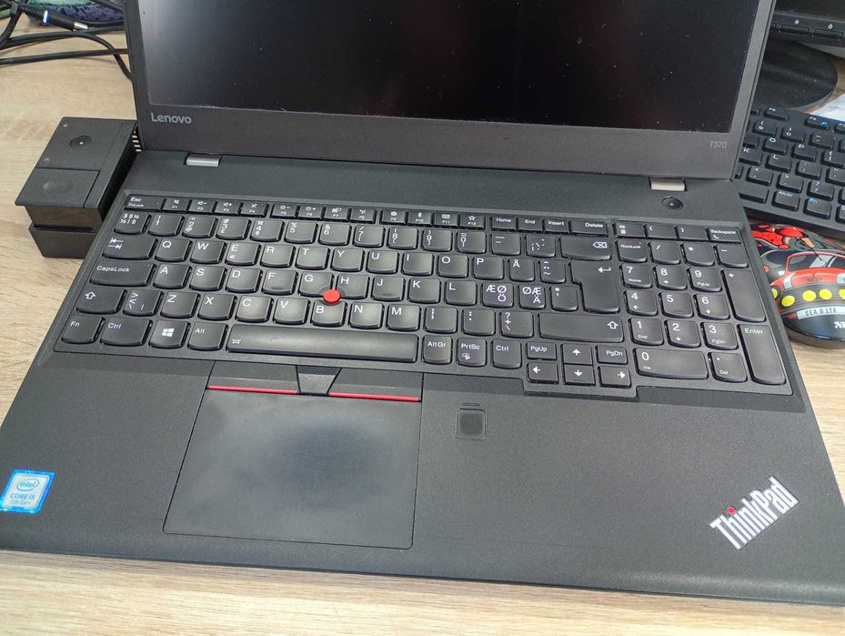 Lenovo Thinkpad T570 i5 7200u 16gb ddr4, Nvidia Geforce 2gb