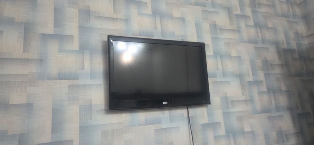 Продам телевизор срочно