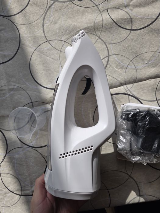 Стъклочистачка с резервоар