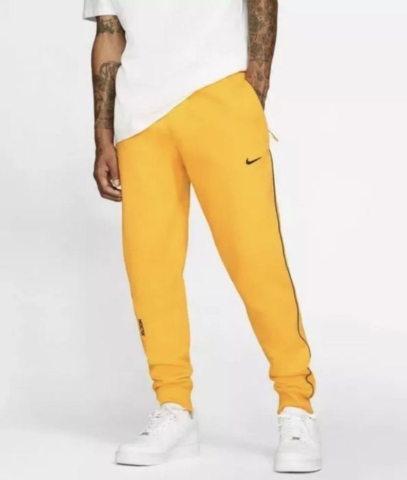 Nike Drake NOCTA Essential Fleece Joggers Size M (Medium) Yellow Black