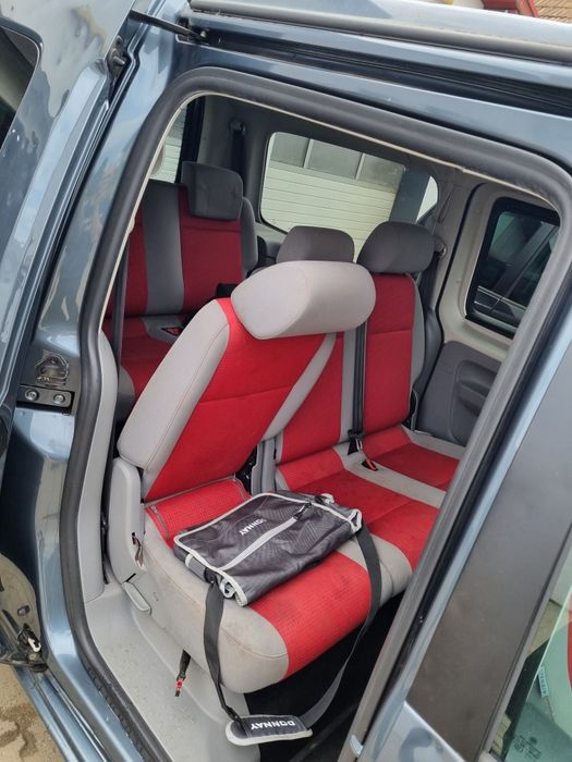 Caddy Maxi  7 locuri