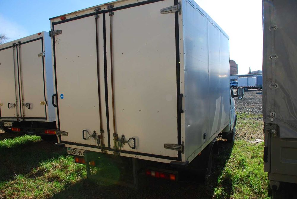 Продам автомобиль Газель (возможен бартер)