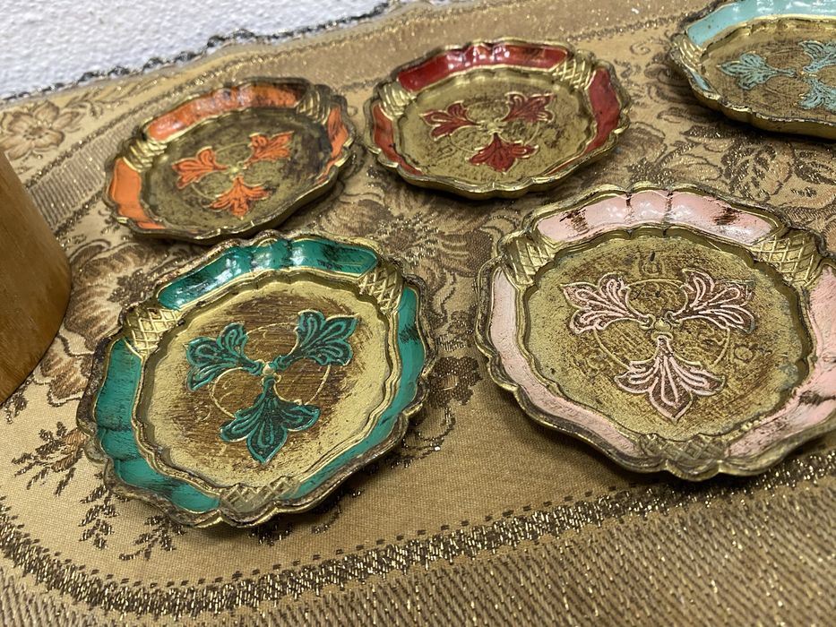 Подложки за чаши италианско производство