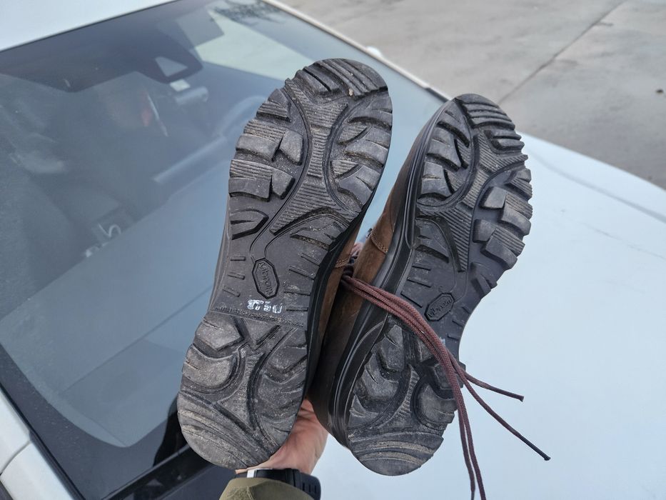 Bocanci iarna maro Minerva 42 si 42.5