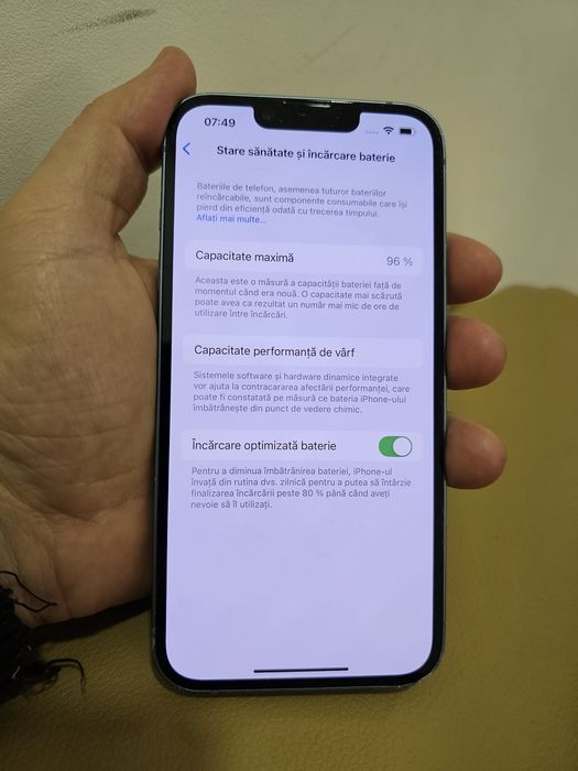 Vând Iphone 14 96% batetia