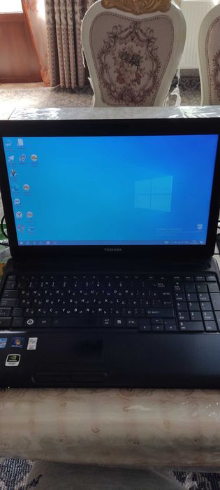 Ноутбук  toshiba