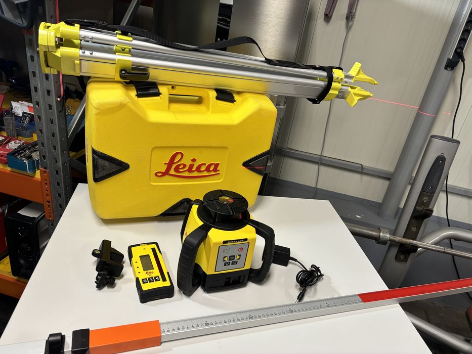 Nivela laser leica 640 ca noua Hilti Spectra