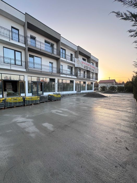 Spațiu comercial 330 mp de închiriat – Bucov, acces public