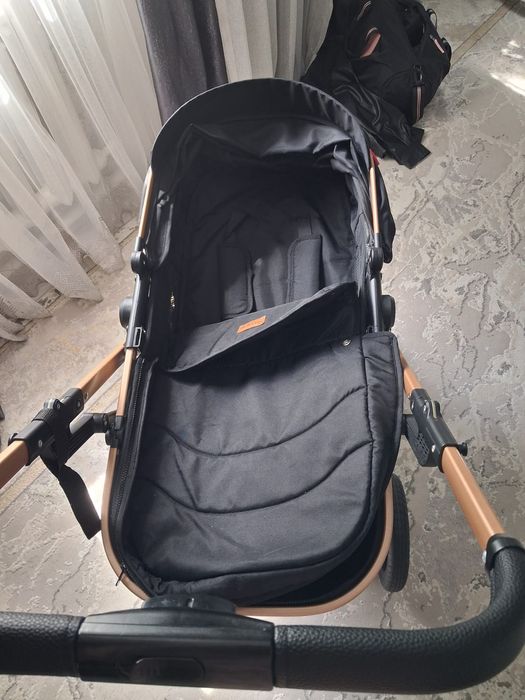 Детская коляска.