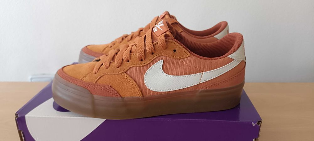 кожени кецове Nike SB, номер 36, стекла 23 см