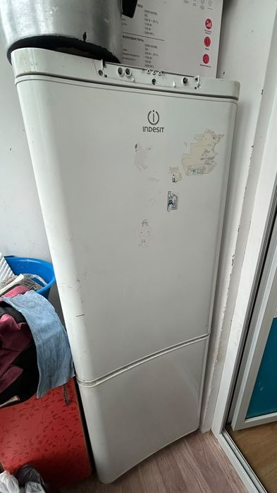 Продам холодильник