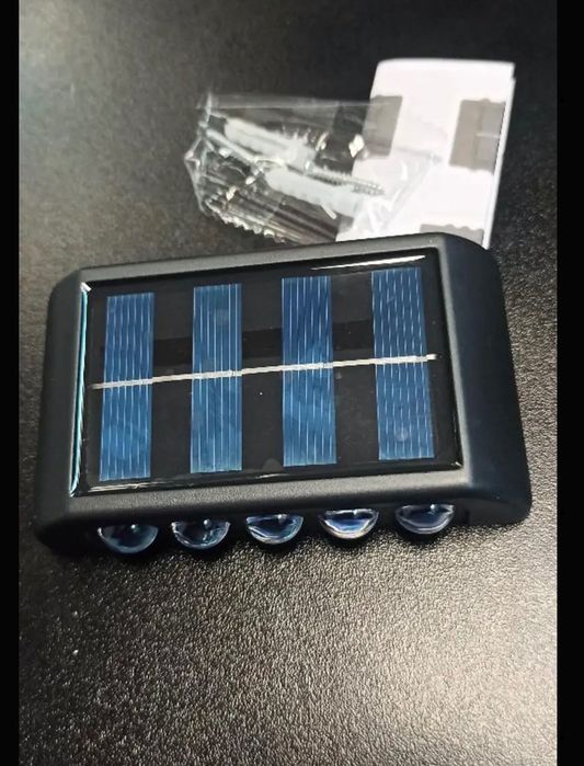 Слънчева стенна лампа, 10 LED, автоматично нощно активиране