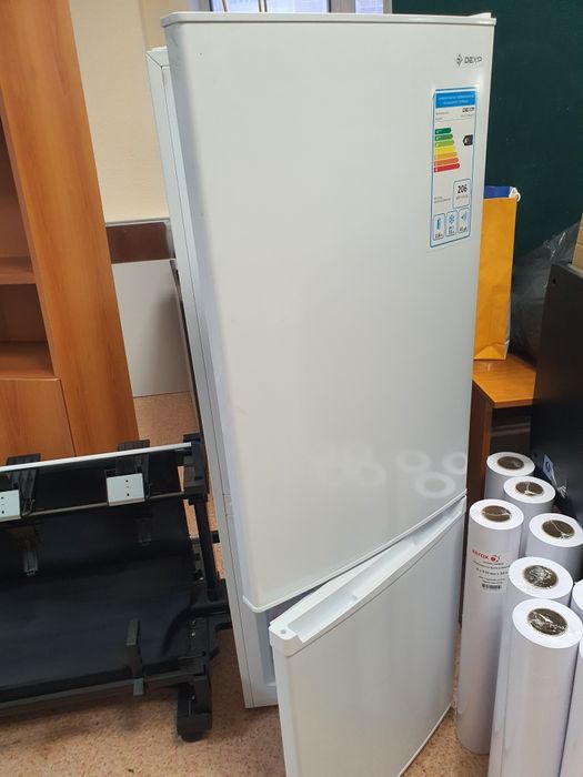 Холодильник DEXP