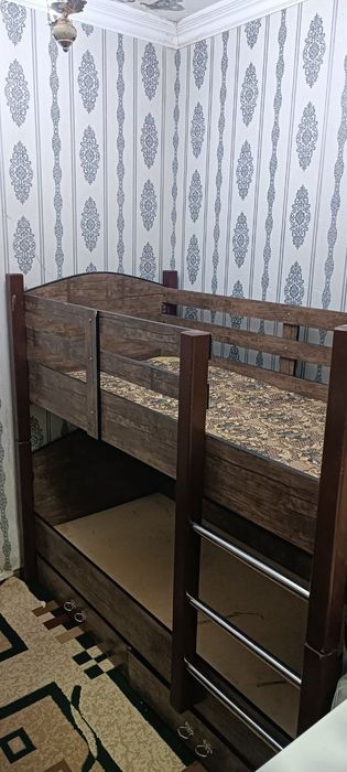 2 etajli kravat  sotiladi