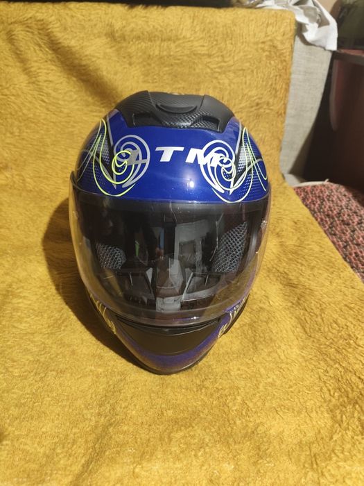Продам мотошлем обсолютно новый