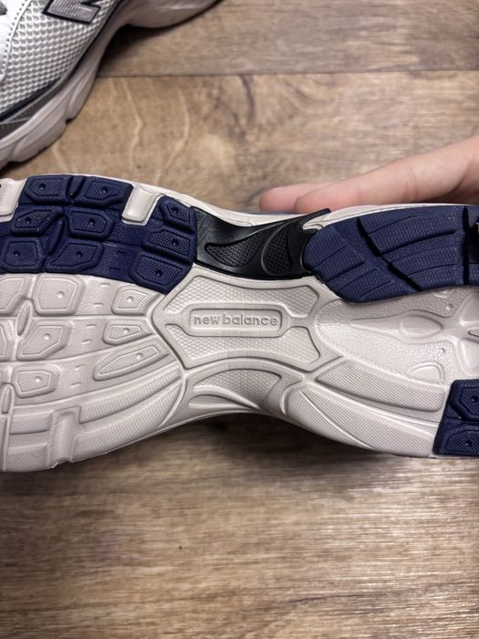 Продаю кроссовки New Balance