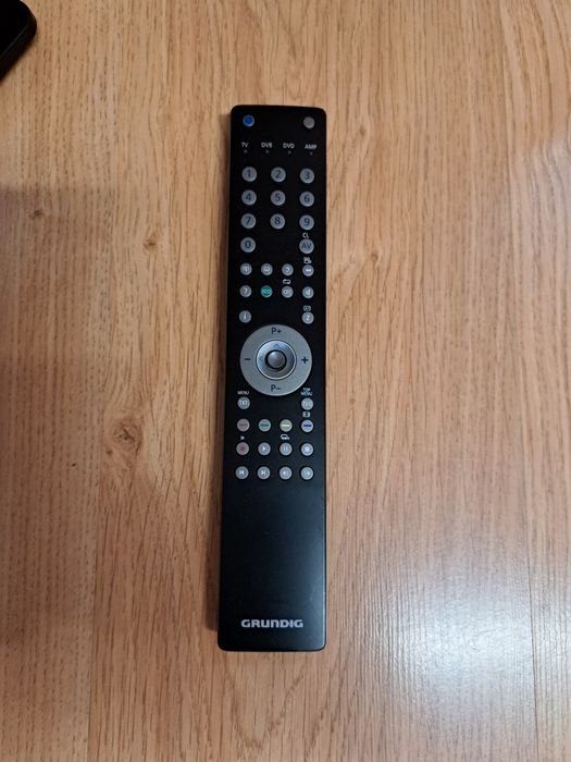 Телевизор GRUNDIG VLE 7100 BF