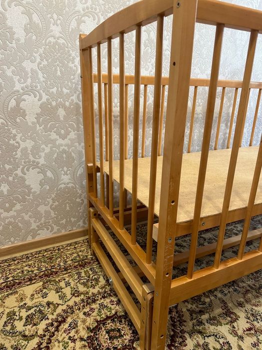 Продам кроватку