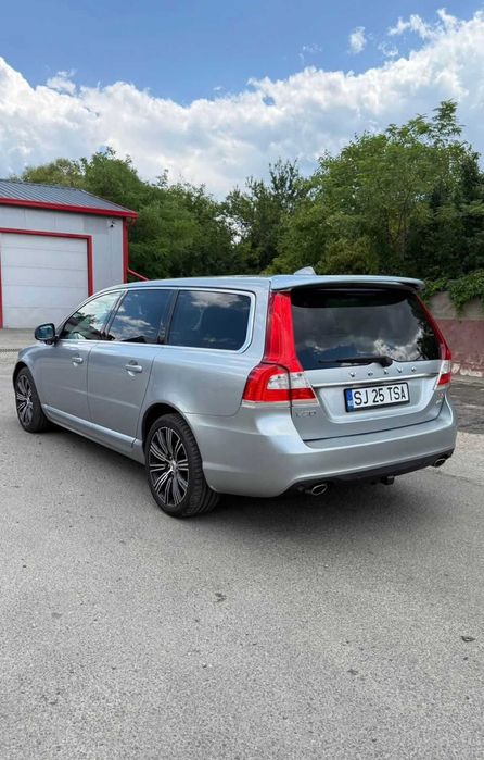 VOLVO V70 2013 — imagine 3