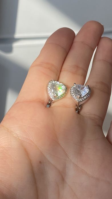 Продам серьги серебро 925 в виде сердца