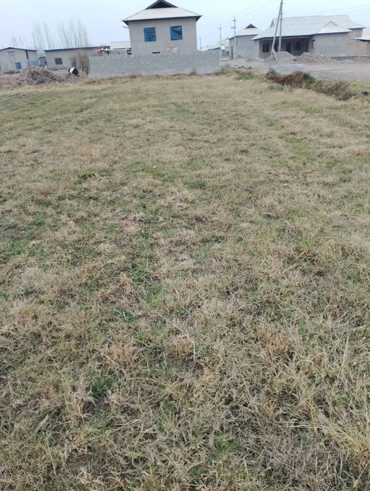 Yer sotiladi sariosiyo tumani shoxijahon mahalasi Xasanaobod qishlogi