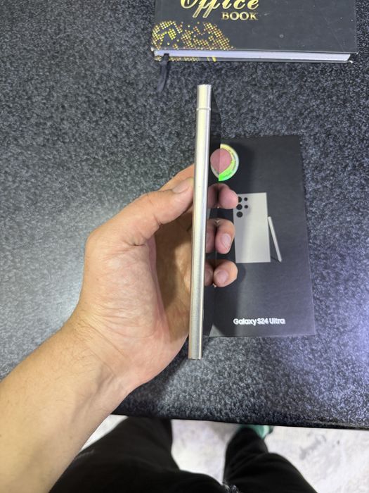 samsung s24 ultra 12.256g holati yahwi oqip tel qlila faqat