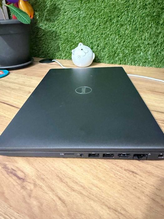 Dell Latitude 5400 Intel i7-8665U, 16GB RAM, 256GB SSD