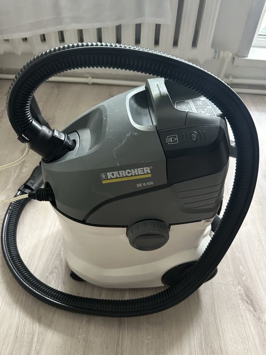 Моющий пылесос Karcher