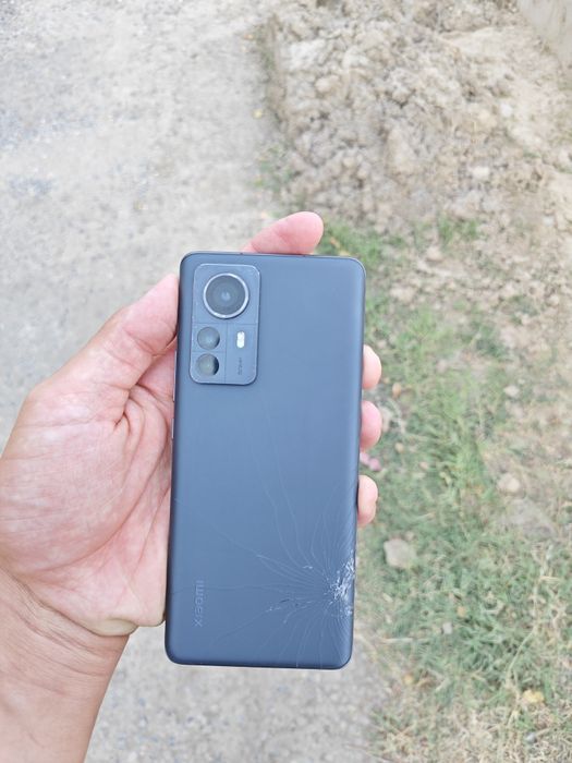 Xiaomi 12 pro garantiyasi bilan